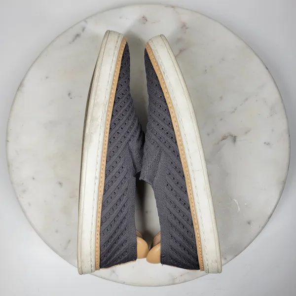 UGG Sammy Chevron Sneakers Womens Size 7 Gray Mesh Stretch Knit Slip On Flats - Image 11
