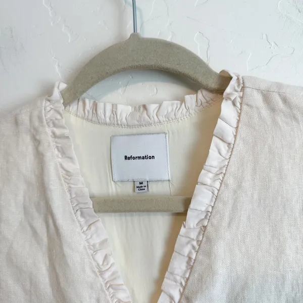 Reformation | Bess 100% Linen Puff Sleeve Ruffle Top in Sugar Cream | Size Med - Image 12