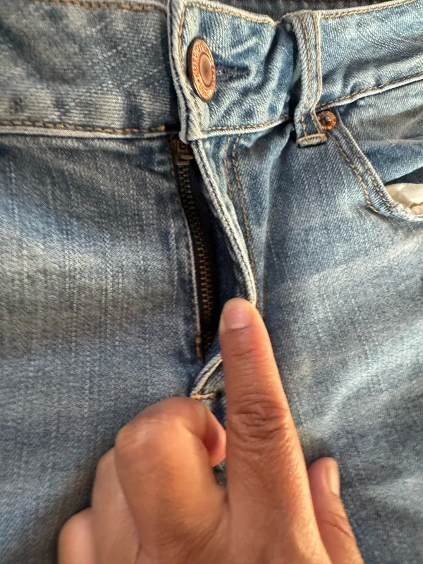 American Eagle Shorts Outfitters - Image 4