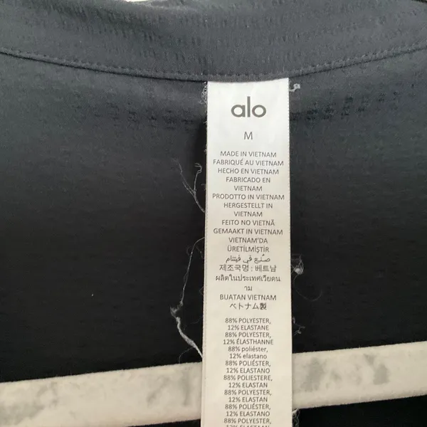 Alo Yoga Dreamscape Button Down Long Sleeve Black M - Image 3