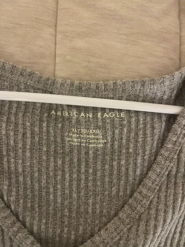 American Eagle Gray Tank Top - Image 3