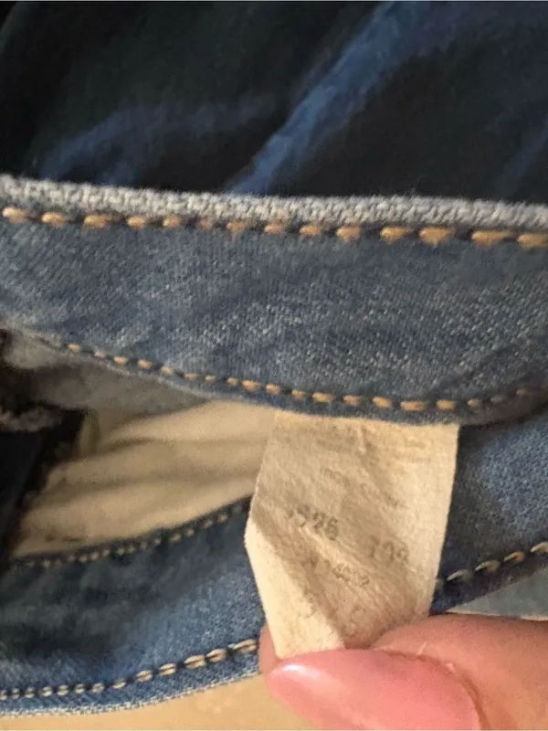 Vintage Candie's Medium Blue Wash Denim A-Line Skirt - Image 3