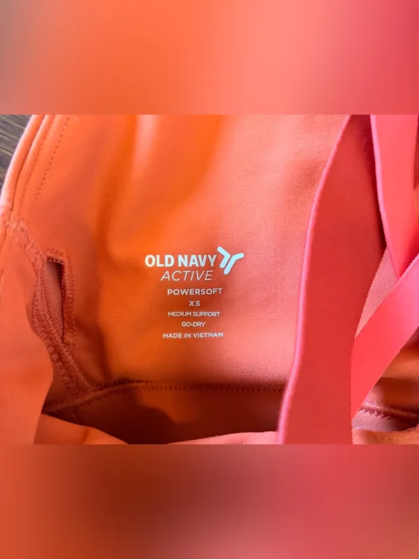 Old Navy Medium-Support PowerSoft Strappy Sports Bra in Coral Pink six XS - Image 3