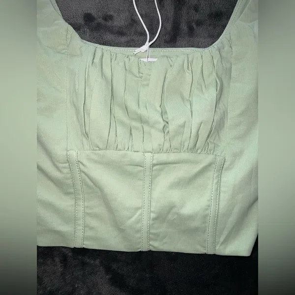 Princess Polly Leighton Top in Green Size 0 New with tag - Image 7