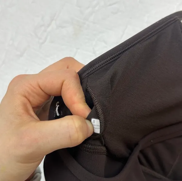 NWOT Espresso dark brown Lululemon sports bra size 8 - Image 3