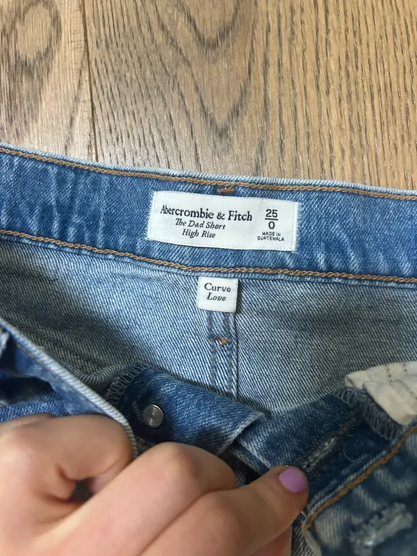 Abercrombie High Rise Dad Shorts - Image 2