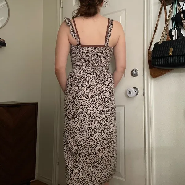 Abercrombie & Fitch Smocked Midi Dress with side slit cheetah print size xsmall‎ - Image 4
