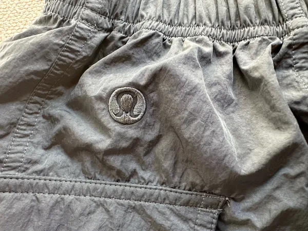 Lululemon Nylon Cargo Mini Skirt - Image 4