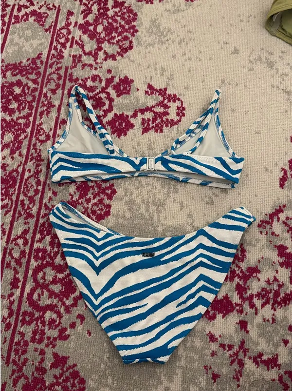 Triangl Bikini - Image 2