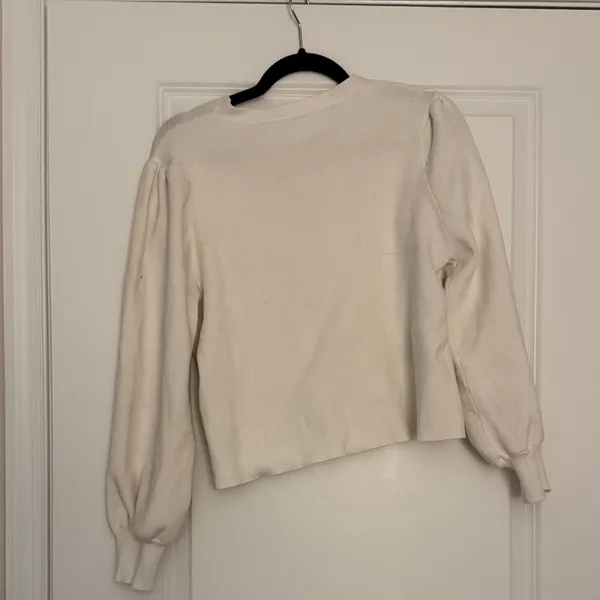 Chic Cream Sweater with Bow Details Size M - Image 2