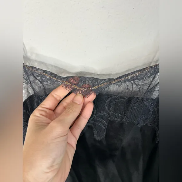 Victoria’s Secret Black Lace Trim Slip Dress Cami XS Sheer Lingerie - Image 3
