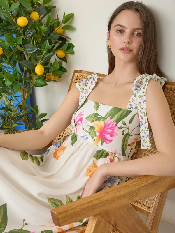 NWT Blu Pepper Off White Floral Tie Strap Empire Waist Midi Dress – Small - Image 5