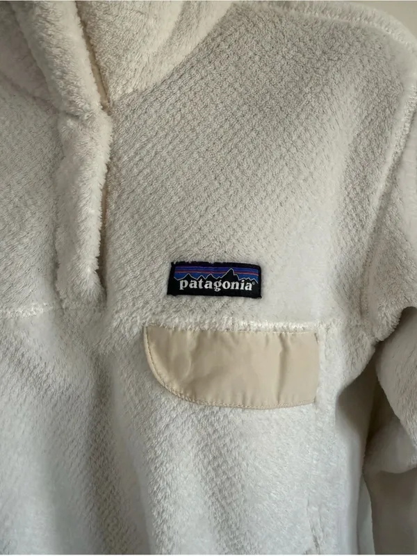 Patagonia Women’s Fleece Jacket White Size M Quarter Button Up - Image 10