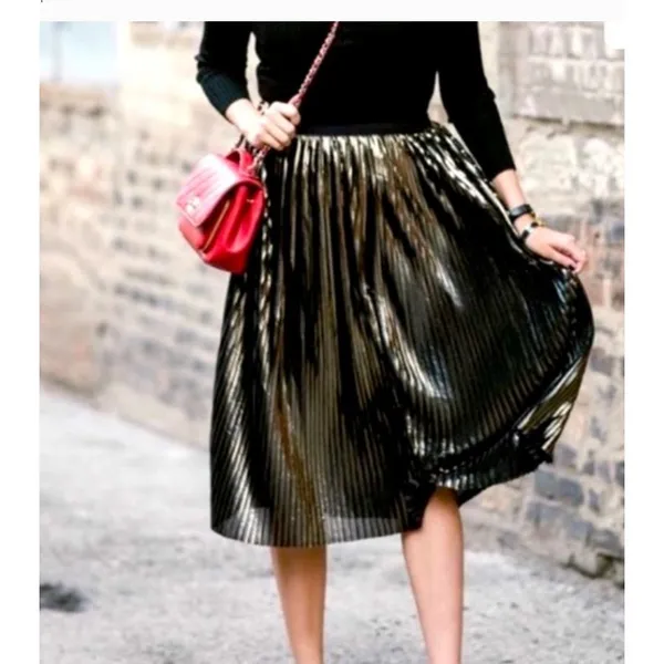 Trouve Metallic Black‎ Gold Shimmer Pleated Maxi Skirt Womens Size XS - Image 3
