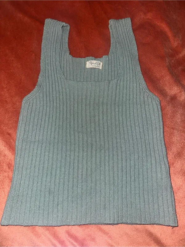 John Galt Square Neck Cropped Ribbed Sweater Tank - Image 2