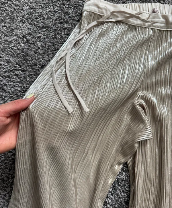 Victoria's Secret Gold Metallic Pleated Wide-Leg pajama bottoms - Image 5