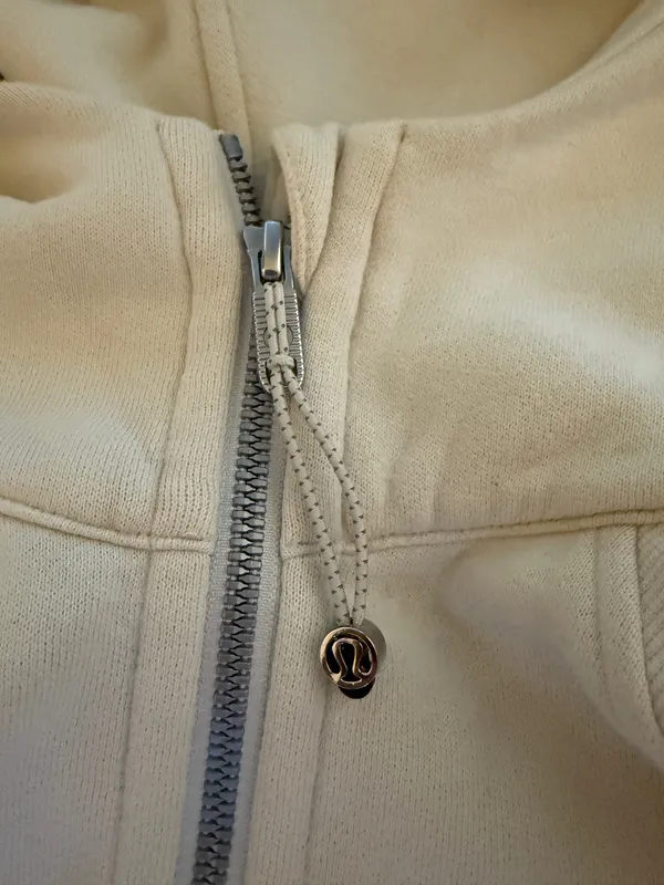 Lululemon Scuba Hoodie - Image 5
