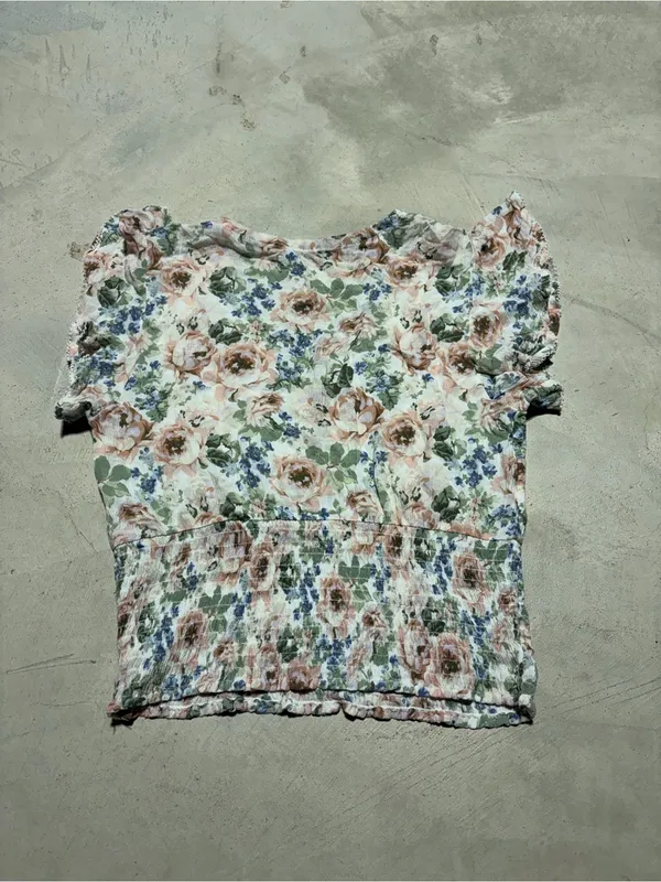 Abercrombie & fitch Floral Smocked Waist V-Neck Top small - Image 6