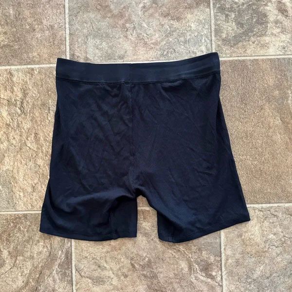 Skims Soft Lounge Boxer Onyx Size Small - Image 6