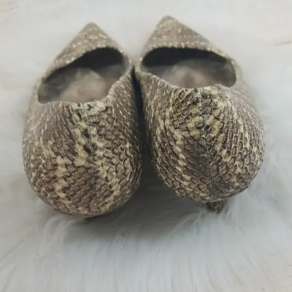 Stuart Weitzman point toe slip on animal snake print kitten heels sz 7 - Image 5