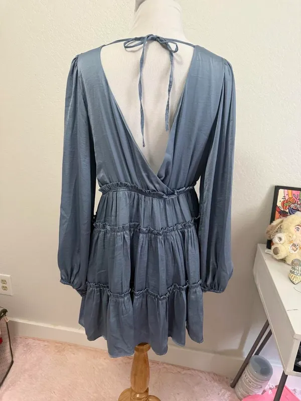 Long sleeve Lulus blue mini dress with ruffled tiers, size M - Image 2