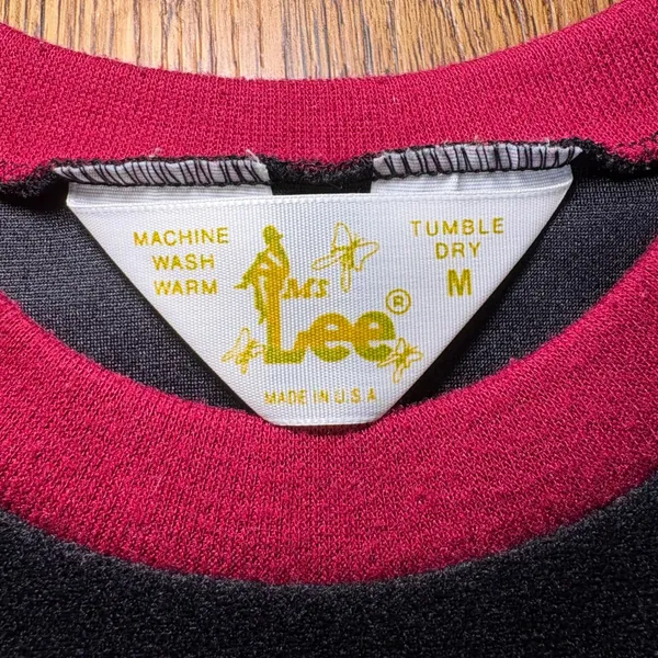 VTG 70s Ms Lee Velour Sweatshirt Black Red Crewneck Top USA Made Women's M retro - Image 5