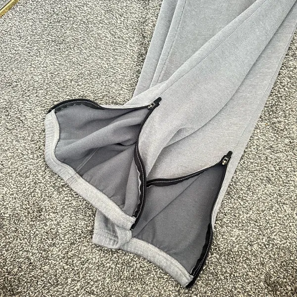 Women’s Nike Dri-Fit grey sweatpants Smll - Image 3
