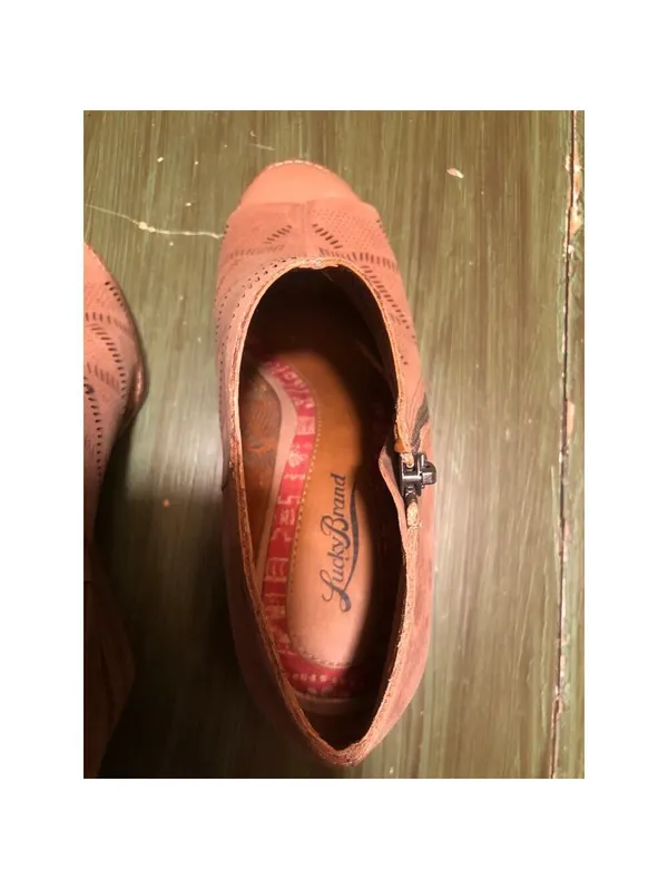 Lucky Brand EUC Women's Jaspah Lasercut Leather Upper 3.75" Wedges Size 9.5 - Image 7