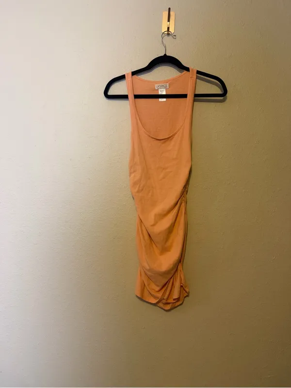 L Space Wildwood scoop neck, Rouched mini dress,‎ peach. Size XS - Image 3