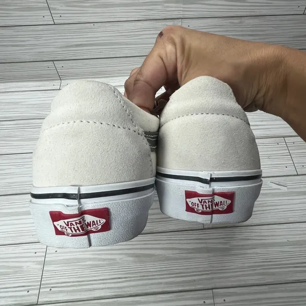 Vans‎ Sk8-Low Marshmallow Black Suede Canvas Sneakers Womens 8.5 Mens 7 NEW - Image 4