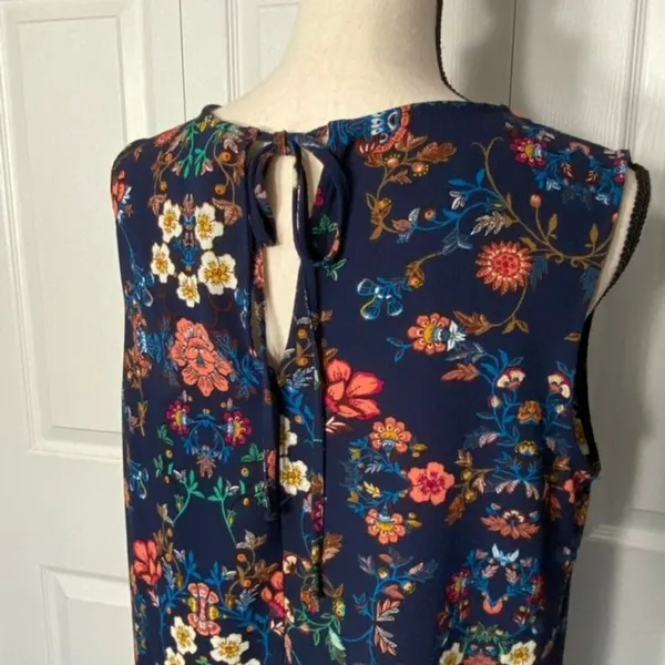 Bobeau XL Navy Crepe Floral Tunic - Image 4