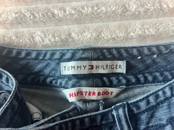 Tommy Hilfiger Vintage Jeans - Image 2