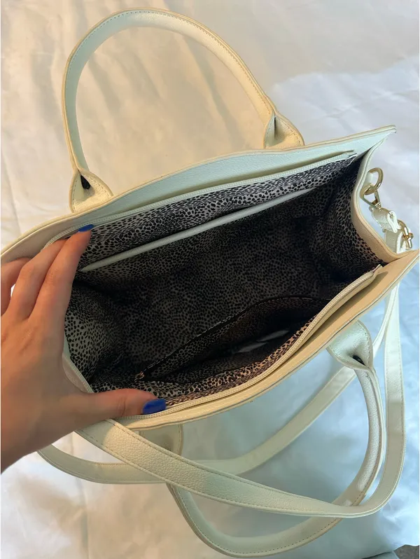 White Double Handle Satchel Purse - Image 6