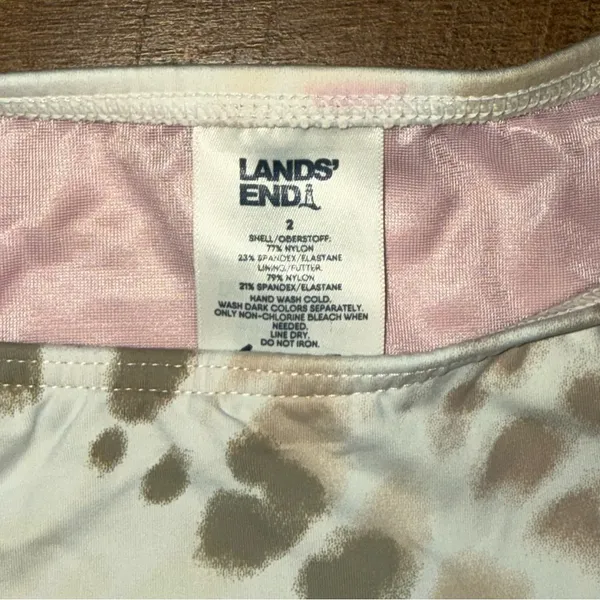 Lands' End Womens Chlorine Resistant High Neck Tankini Swim Top White Tie Dye - Image 6
