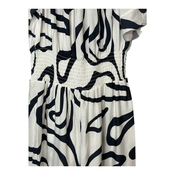 Anthro‎ Kindred Jumpsuit Medium White Navy Swirl Off Shoulder Smocked Waist - Image 3