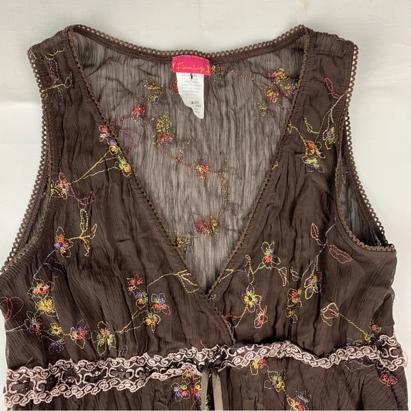 Flamingo size medium tiered vintage Brown Embroidered Top floral boho cottage - Image 4