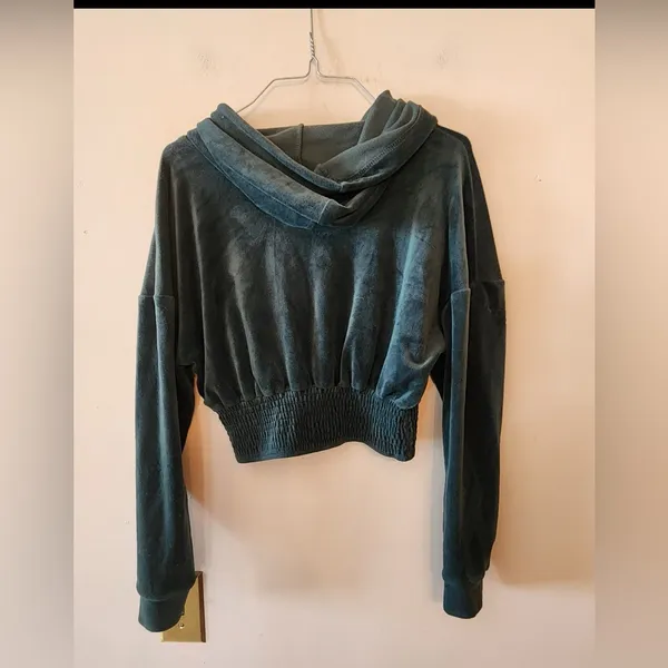 Better together green long sleeve velour cropped hoodie size medium - Image 2