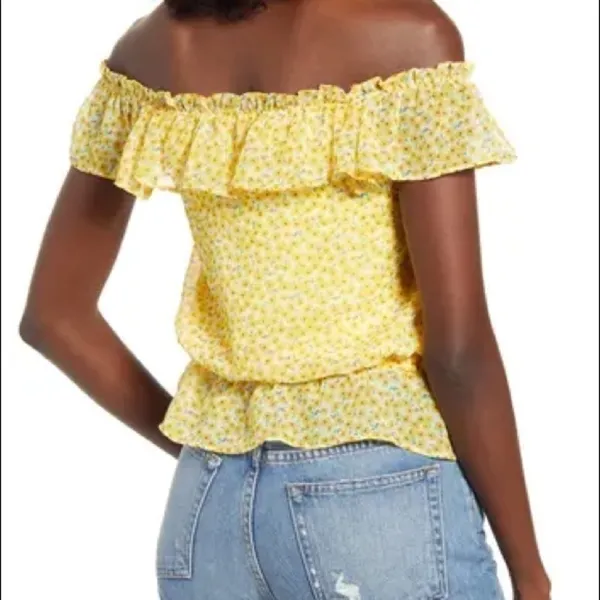 Lulu's Lawton Off the Shoulder‎ Top - Image 2
