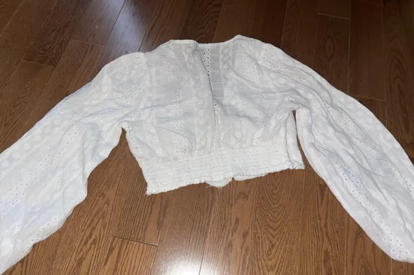 Long Sleeve Crop Top White Size M - Image 4