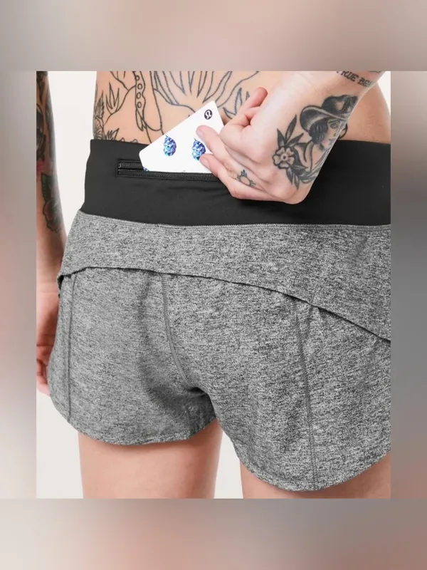 Lululemon Speed Up Short *2.5" Size 8 Tall - Image 4