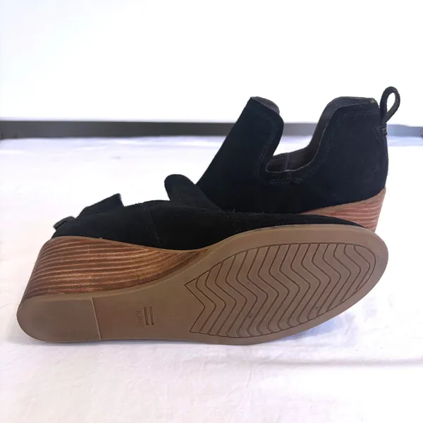 TOMS Kallie Black Suede Side‎ Cutout Wedge Ankle Booties Womens 9.5 - Image 6