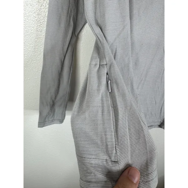 Kuhl Agility Pullover Womens Small Gray Merino Wool Blend Mock Neck Long Sleeve - Image 4