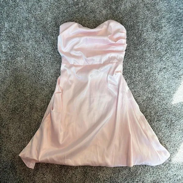 NWT Parthea pink satin strapless mini dress in a size S - Image 2