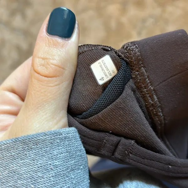 Lululemon Flow Y bra - Image 3