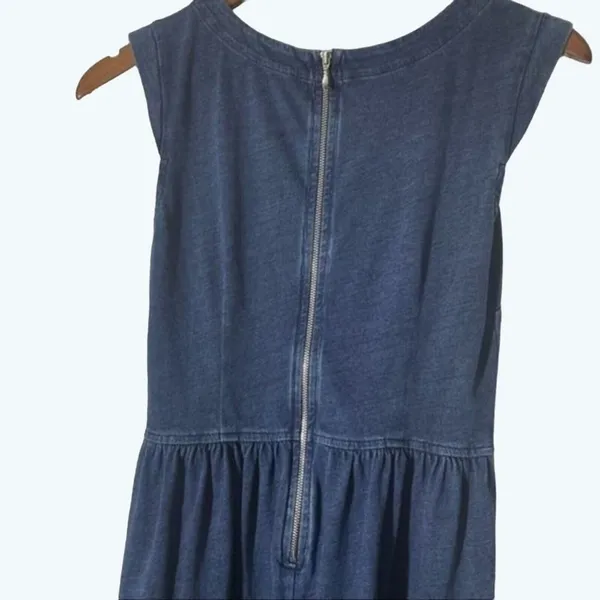 LOFT Denim Look Sleeveless Dress Blue Zip Back Lightweight Size 0 - Image 4