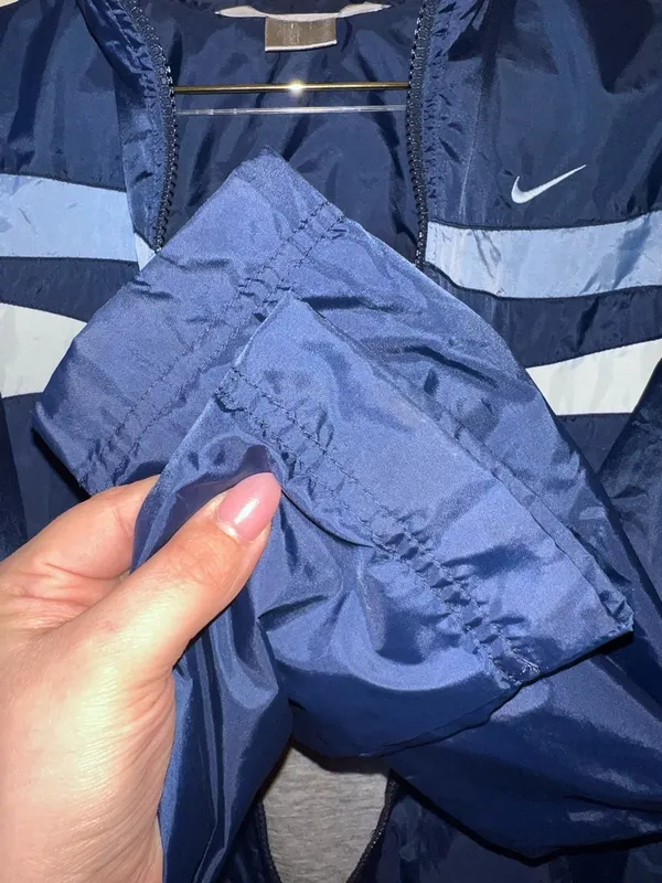Nike Navy Lightweight Zip Windbreaker Jacket‎ Swoosh Stripe Women’s Medium - Image 12