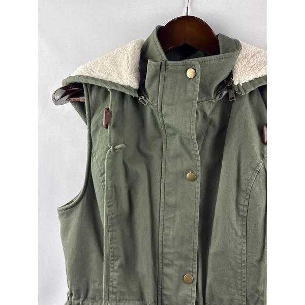 Women’s Market & Spruce Medium Army Green Faux Fur Lined Vest - Image 2