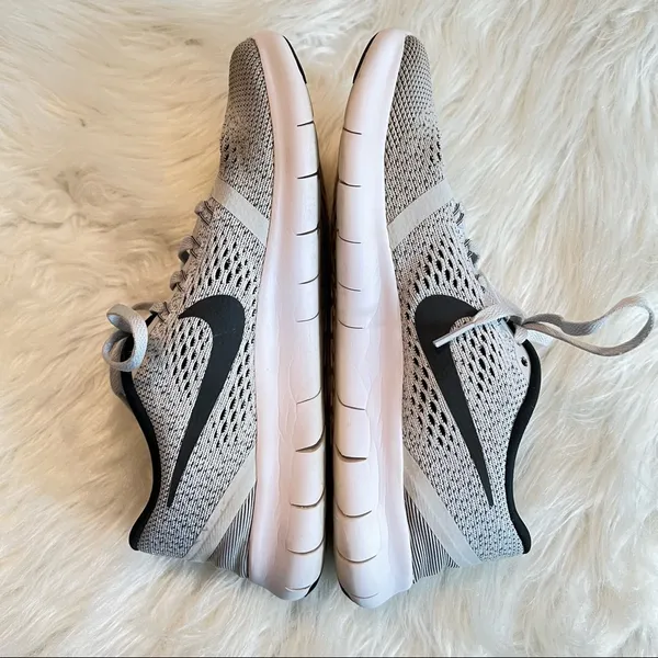Nike Running Shoes | Nike Free RN Sneakers | Please Read Below - Image 11