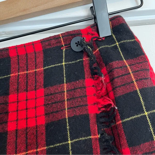 Vintage Episode Red and Black Plaid Wrap mini Skirt 10 tartan holiday wool - Image 2