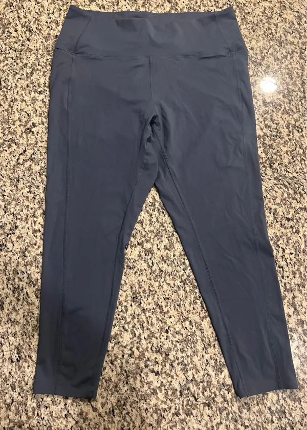 Danskin Now Women's Size XL Navy blue activeware Leggings NWOT - Image 2